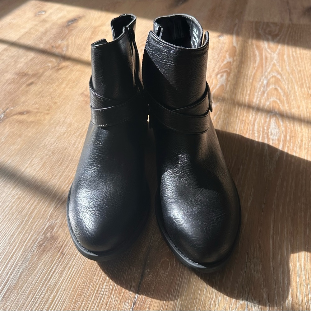 Easy Street Black Ankle Boots with Buckle Detail - Picture 3 of 9